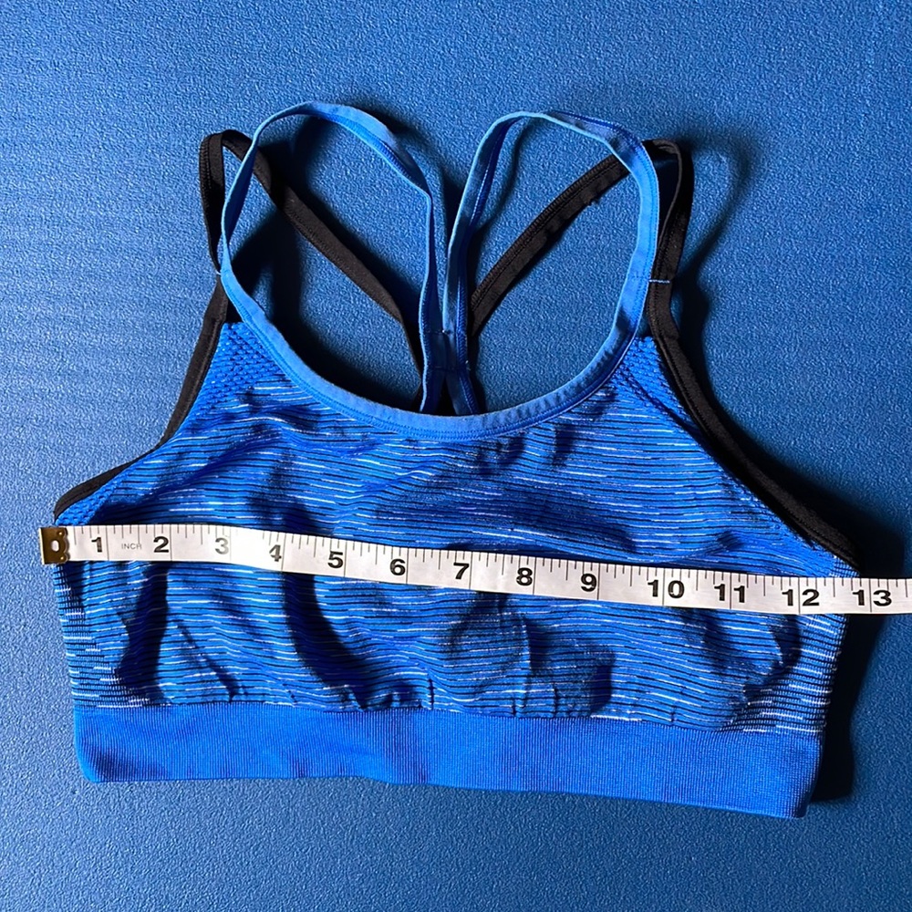 Hanes Women’s Medium Bra with pockets for removable pads